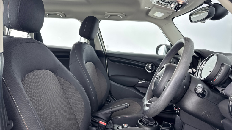 MINI Hatchback 1.5 Cooper Classic II 5dr Petrol Hatchback